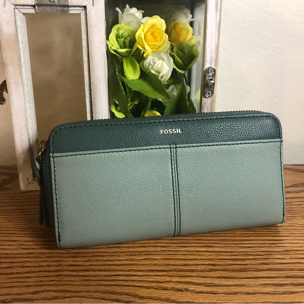Fossils Zip around wallet